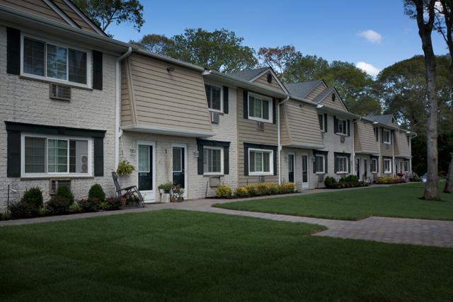 Fairfield Village At Coram